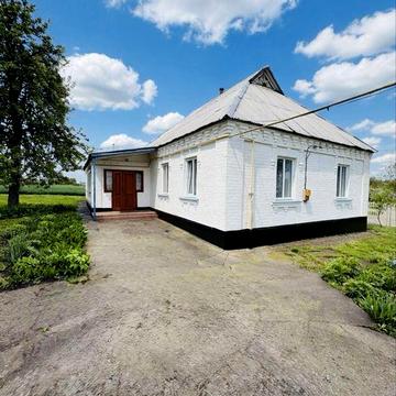 Продаж затишного будинку в с. Піщана