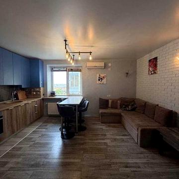 Продам 3ком Садах 2 новострой ЖК 1