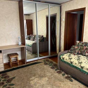 Продам 1к квартиру  на Прибузькій