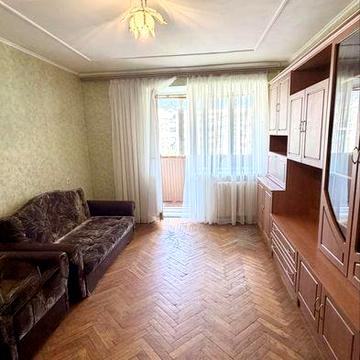 Сдам 2 комнатную квартиру на поселке Котовского, Добровольского/10-я линия