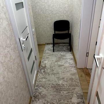 Продам свою двухкомнатную на Площади Независимости