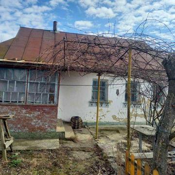 Пролам будинок. ХМЕЛЬНИЦЬКИЙ район. Село Данюки. З приводу уточнень звертайтеся.