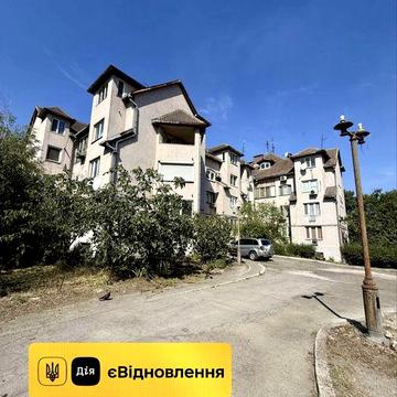 Продам уникальную 3х этажную квартиру, газ автономка, 105.8 кв.м. А