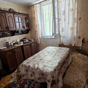 Продам 2 комн. Бреуса. Высотка.