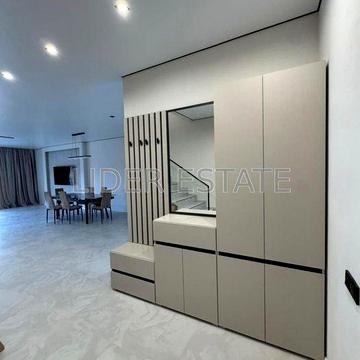 Оренда 3-кімн. таунхауса, 140 м² в New Village