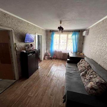 Продам 4к квартиру на Алмазному, 60кв.м. 1/5 поверх