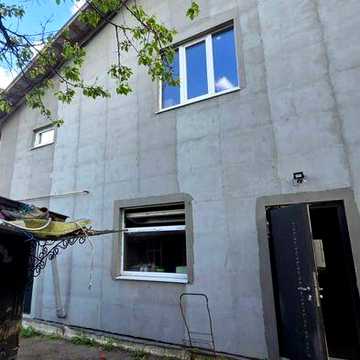 Продам капітальний 2-х поверховий житловий будинок, 10 хвилин від метро Індустріальна