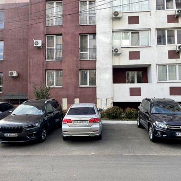 Продам квортиру 1/9 в строительном состоянии ЖК Искринский