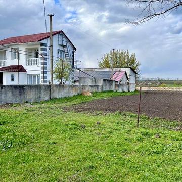 Продам доглянутий будинок в селі з власною електростанцією 10 кВт (зелений тариф)