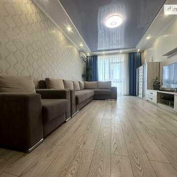Продаж 3к Квартира Пляжна вулиця