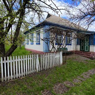 Продаж 2к Дім Вишнева вулиця