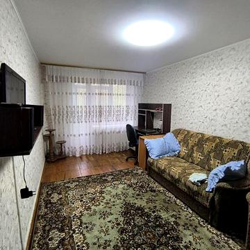 Продам трёхкомнатную квартиру с автономкой 35000.можно по сертификату