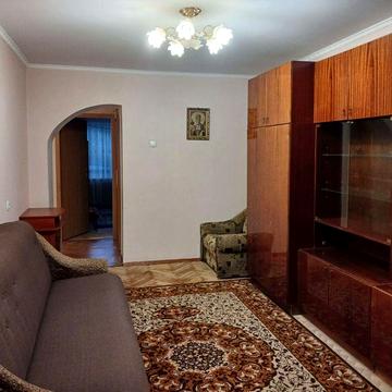 Продам двокімнатну квартиру