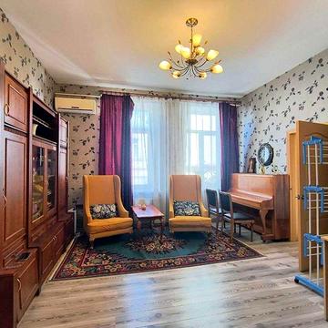Продам 5-кімнатну квартиру в історичному центрі Одеси. Державні програми