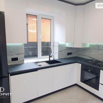 Продаж 3к Дім Леоніда Каденюка 7-й провулок