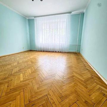 Продаж / Квартира /  Рівне