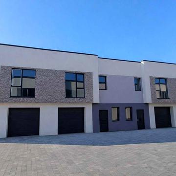 Таунхаус - 140м2, гараж, передній двір, комунікації