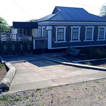 Продам будинок по вул.Щасливій район технікуму.