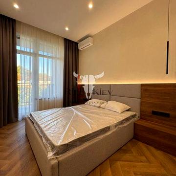 Продаж 52 Перлина Печерськ Плаза Кадор Київ Центр Бойчука 19А