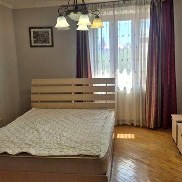 3к квартира на клроткий термін, вул.Кармелюка/Бельведерська