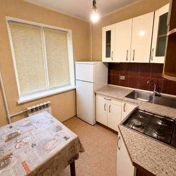 Продам 2 к. квартиру на Нових будинках, Садовий проїзд
