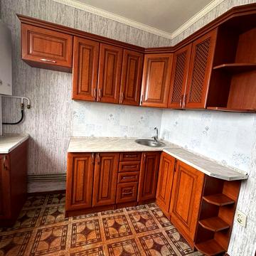 Продається 1-но кімнатна квартира в с.Рокитне ,загальною площею 29,2м.кв