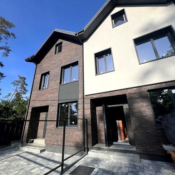 Продам таунхаус з ділянкою на вул. Лисенка в Ірпені. Поруч парк