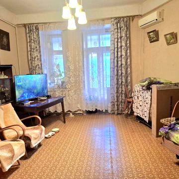 Продам квартиру с балконом, 2 комнаты в центре Одессы!