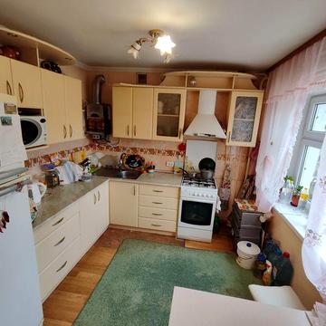 Код44Продам 3к и кухню+гостиную на Новаторов