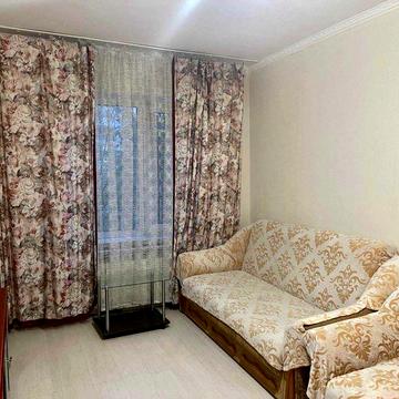 Продам 1 кімн. квартиру, Борщагівка, вул. Жолудєва, 3 А