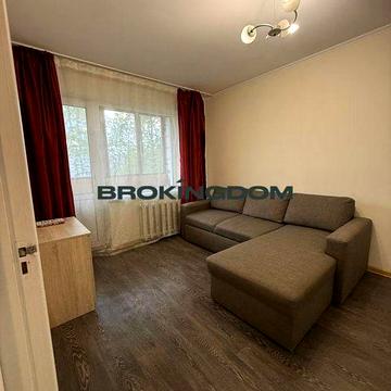 Продаж 1к кв. пр-т Соборності 13а