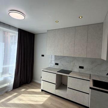 Продам квартиру з новим ремонтом, зручний виїзд на Київ 64990 $