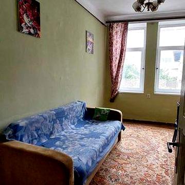 Здається в оренду 1-кім кв-ра Ближній центр 15 т.грн з КП власник