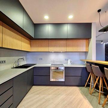 Оренда трикімнатної квартири Studio 100m2 | Кадетський Гай