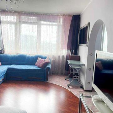 Здам простору 1к квартиру 50кв.м вул.В.Ореста, м.Житомирська