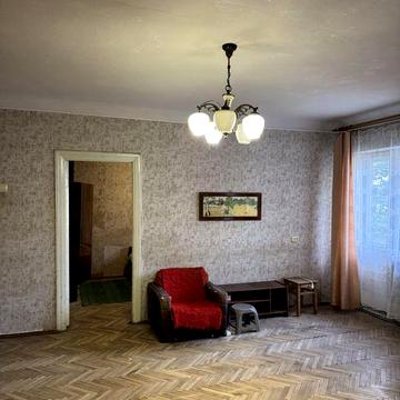 Продаж 2-кімнатної квартири у центрі міста