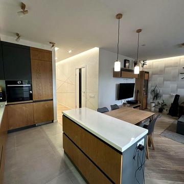 Продаж 2-кімнатної квартири липинського жк парус 77.5 кв м  кухня студія балкон ЖК Парус
