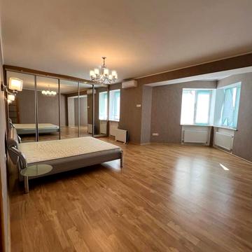 Продаж,  Квартира,  3 кімнати,  164 м²,  Педагогическая,  Фонтан,  Одесса