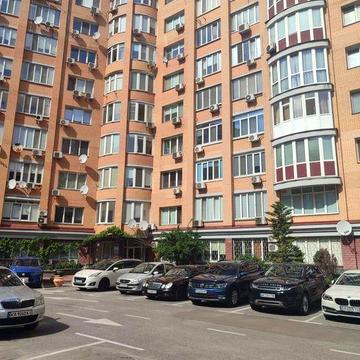 Без %. Продаж ШИКАРНОЇ 1-ї кв на ОБОЛОНІ. Вул. Івасюка 4. 2 поверх.