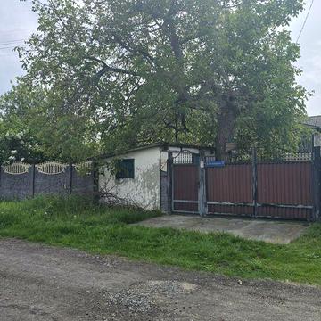 Будинок в селі Демидів