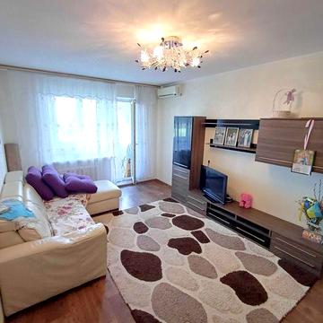 Продается 2к квартира, 52 м², раздельные комнаты, 1 этаж, высокий цоколь, вид на реку #146538
