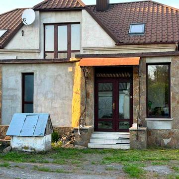 Продаж будинку біля Кременця