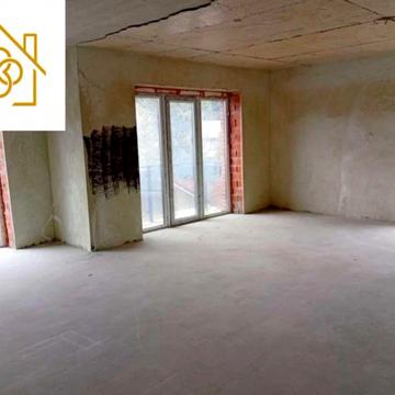 Продаю однокімнатну в новобудові квартиру під ремонт, с. Поляна, Свалявщина