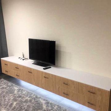 Трц Екватор гарна квартира парковка у дворі