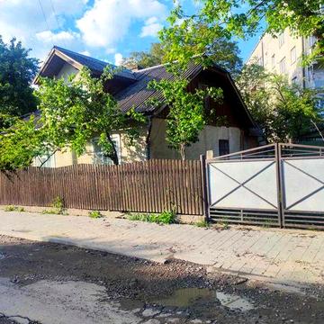 Продаж будинку по в.Нова в Івано-Франківську