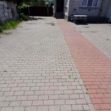 Здається будинок для бригади.Велика Димерка.Броварський р-н.