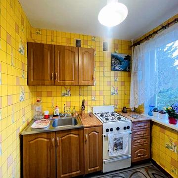Продається затишна 1-кімн. квартира в тихому районі поряд з  парком Миру