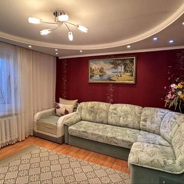 Срочная продажа 2х комнатная квартира 2/9 кирпичный дом Северный