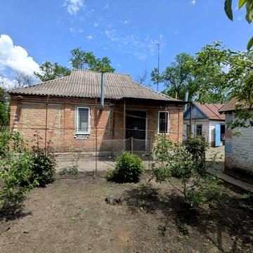 Продам будинок с Рядова, Кіровоградської області.Дзвонити +380973401577.торг біля будинку.