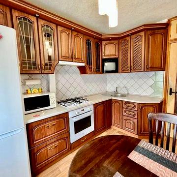 Продам 3к квартиру Титова /Янгеля /Шепарда